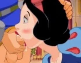 Snow White Blowjob screenshot 1